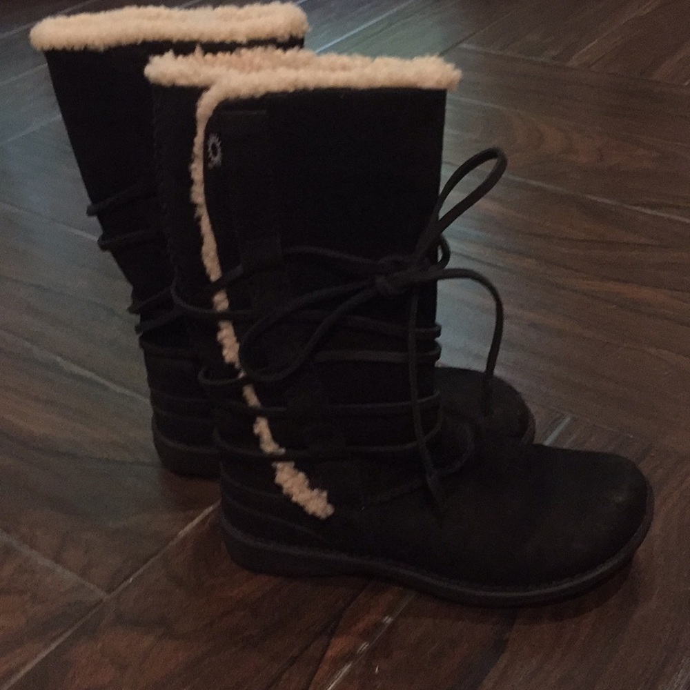 Ugg Boot - image 2